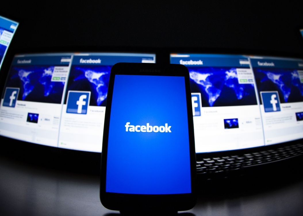 Facebook Este Acuzata Ca Urmareste Ilegal Toti Utilizatorii Si Incalca Legislatia Uniunii Europene
