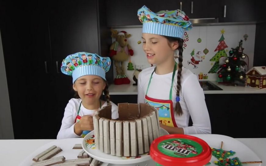 O Fetita De 8 Ani Castiga 127 000 De Dolari Pe Luna Cum A Ajuns Sa Fie Cunoscuta De Milioane De Oameni