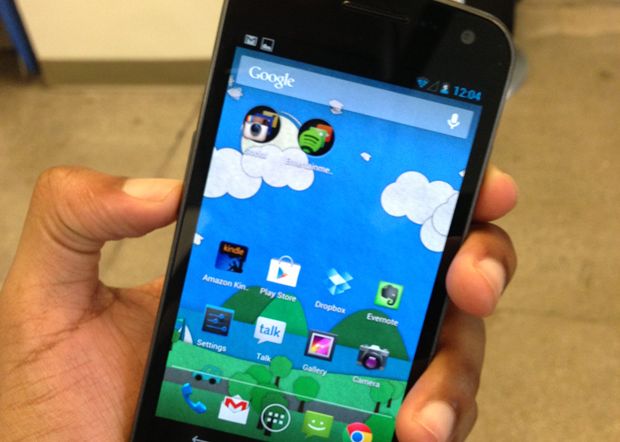 Ar Fi Pierdut Mii De Dolari Din Cauza Android O Femeie Din California Lanseaza Acuzatii Grave