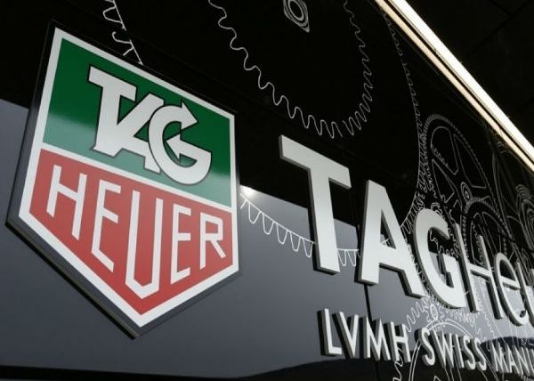 TAG Heuer intra pe piata de smartwatch-uri. Vor lansa primul model in toamna Tag Heuer Intra Pe Piata De Smartwatch Uri Vor Lansa Primul Model In Toamna