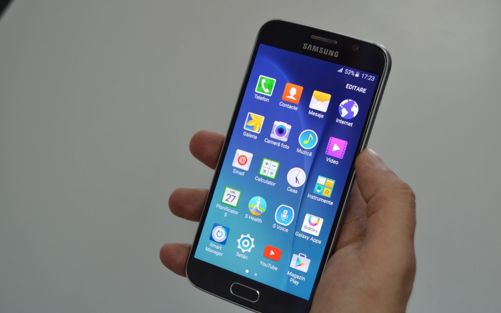 Problema pentru unii utilizatorii de Samsung Galaxy S6! Ce au descoperit dupa ce l-au cumparat Problema Pentru Utilizatorii De Samsung Galaxy S6 Ce Au Descoperit Pe Ecran Dupa Ce L Au Cumparat