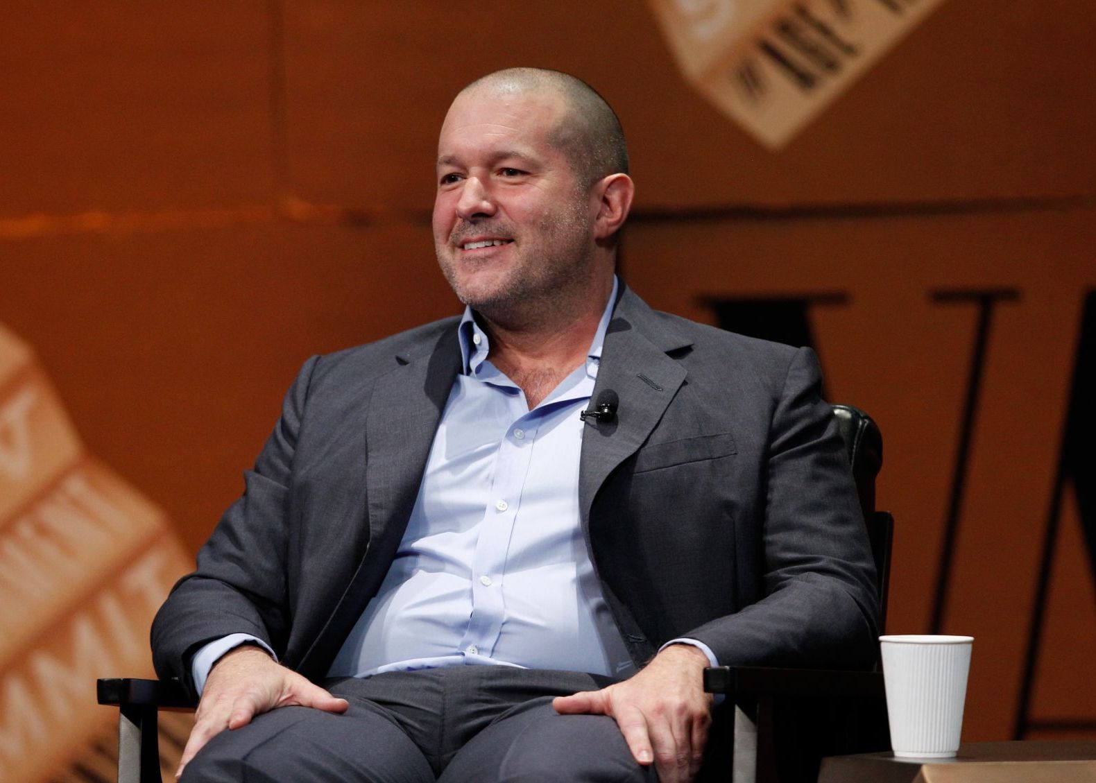 Schimbare Importanta La Apple Jony Ive Devine Noul Chief Design Officer Al Companiei