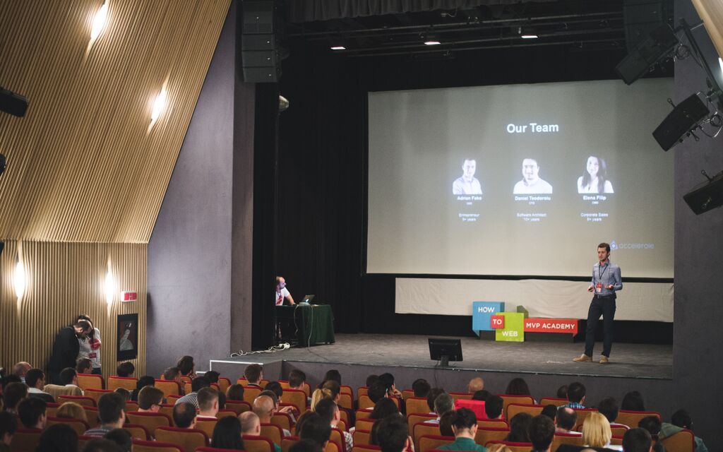 Accelerole: startup-ul care ajuta companiile sa lucreze cu freelanceri Accelerole Startup Ul Care Ajuta Companiile Sa Lucreze Cu Freelanceri