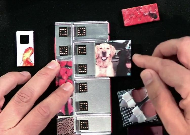 Cel Mai Asteptat Telefon Din Lume A Fost Prezentat In Premiera Cum Arata Project Ara Video