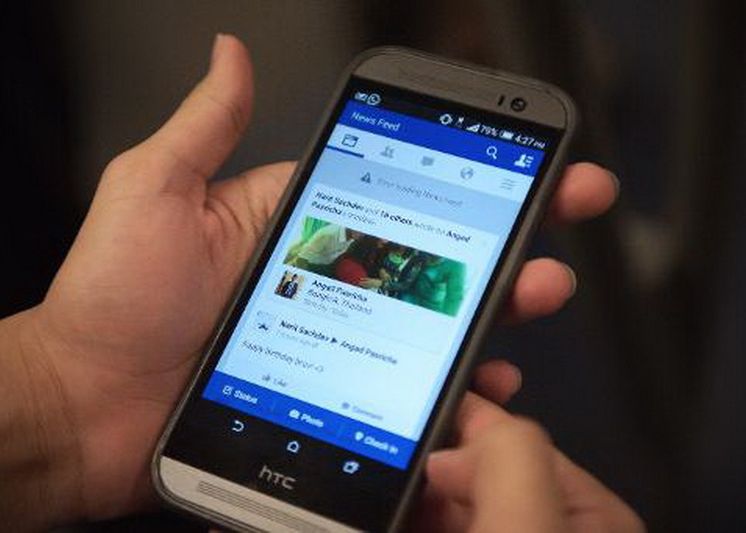 Inca O Schimbare Importanta Pe Facebook Ce Se Va Intampla Cand Te Vei Uita La O Poza