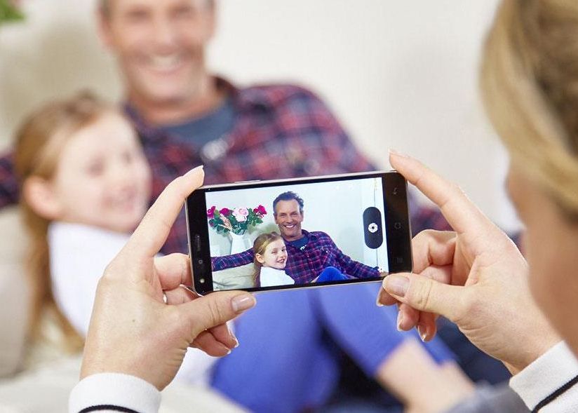 Moment istoric! Primul smartphone Kodak a fost lansat! Ce camera are Moment Istoric Primul Smartphone Kodak A Fost Lansat Ce Camera Are