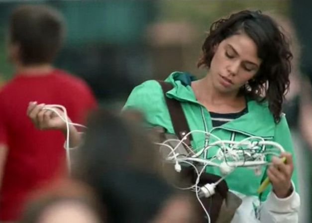 Samsung Face Din Nou Misto De Apple Ce Poate Sa Faca Galaxy S6 Si Nu Poate Iphone 6