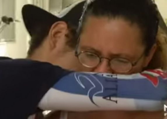 Si A Gasit Dupa 15 Ani Copilul Rapit Cu Ajutorul Facebook Ului Povestea Incredibila A Unei Mame