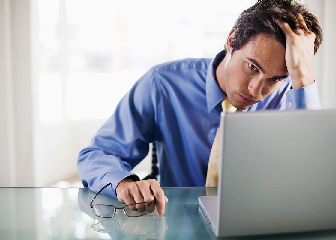 Au Salarii Uriase Dar Sunt Tristi Si Nemultumiti De Locul De Munca Viata Nu Pare Roz Pentru Angajatii