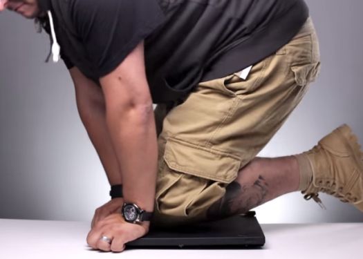 Cand Paraie Asa Inseamna Ca Incepe Sa Devina Slim Mihai Bobonete Trece Un Laptop Printr O Cura De Slabire