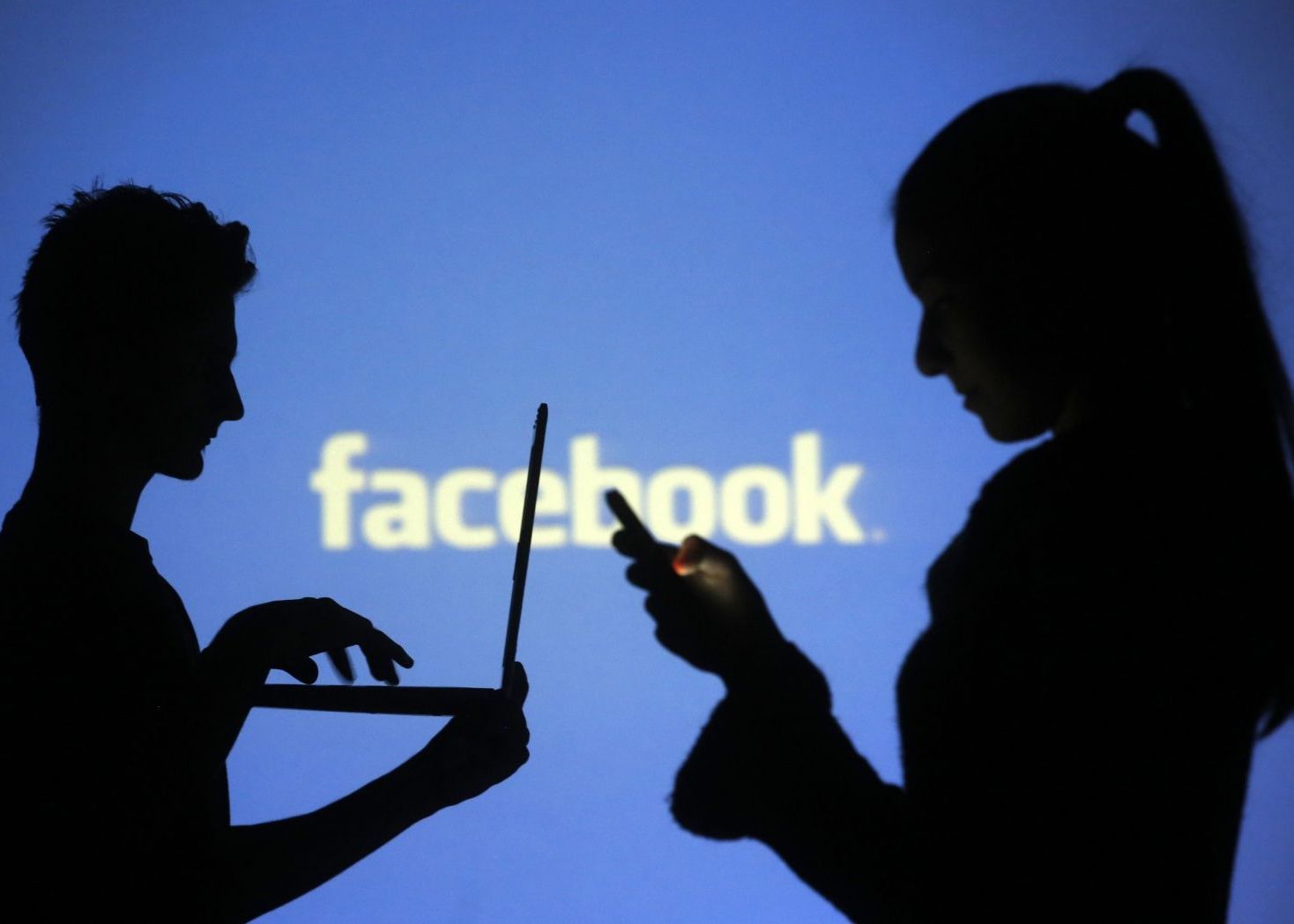 A dat lumii intregi parola lui de Facebook! Ce s-a intamplat apoi i-a surprins pe toti A Dat Lumii Intregi Parola Lui De Facebook Ce S A Intamplat Apoi I A Surprins Pe Toti
