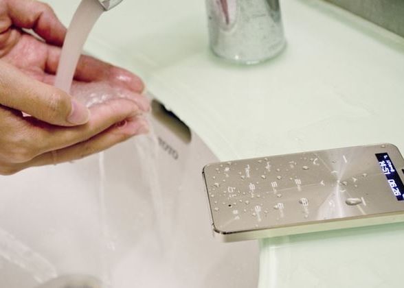 Ucigasul de smartphone-uri! Bateria tine 90 de zile si este foarte ieftin! Ce poate sa faca Ucigasul De Smartphone Uri Bateria Tine 90 De Zile Si Este Foarte Ieftin Ce Poate Sa Faca