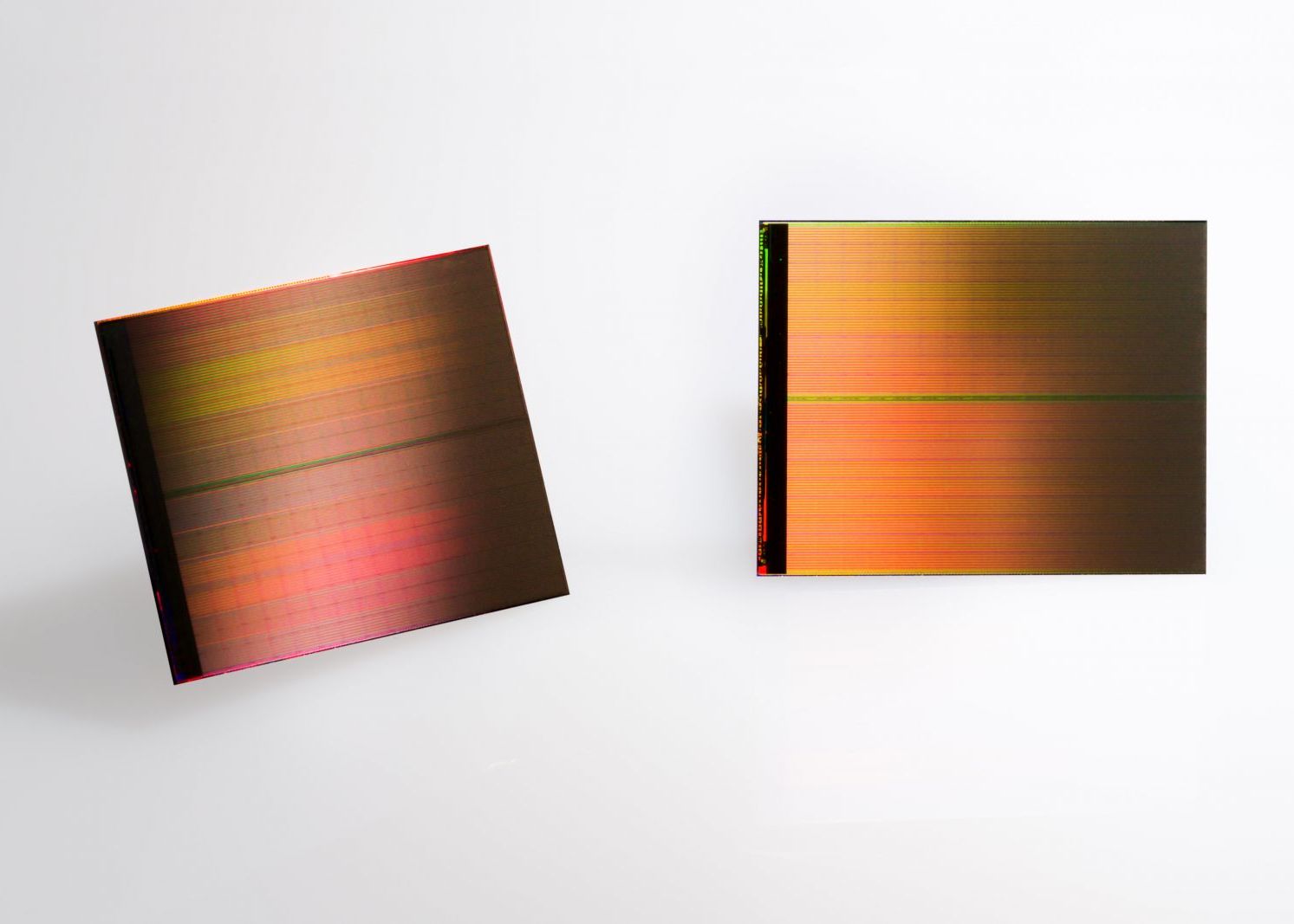 Intel si Micron dezvaluie un nou tip de memorie. E de 1.000 de ori mai rapida decat tehnologiile actuale Intel Si Micron Dezvaluie Un Nou Tip De Memorie E De 1 000 De Ori Mai Rapida Decat Tehnologiile Actuale