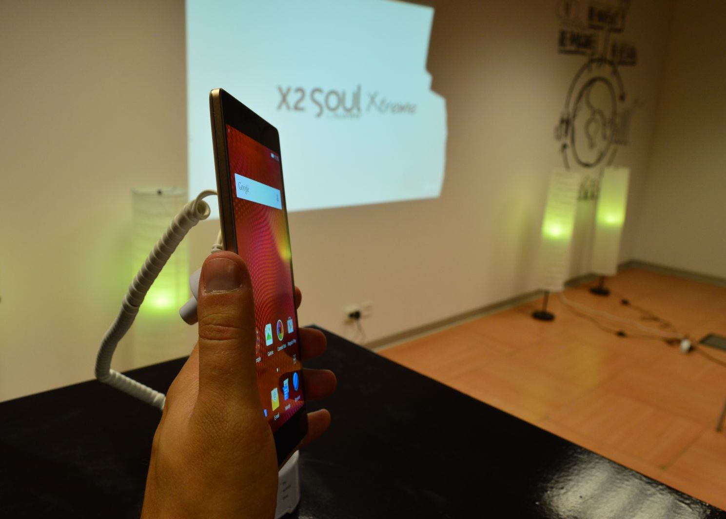 Allview a prezentat X2 Soul Xtreme, noul flagship al companiei! Cat costa telefonul care poate face poze de 120MP Allview A Prezentat X2 Soul Xtreme Noul Flagship Al Companiei Cat Costa Telefonul Care Poate Face Poze