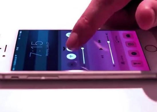 Surpriza uriasa pentru fanii Apple! Pot comanda deja iPhone 6s! Cat costa cea mai ieftina varianta Surpriza Uriasa Pentru Fanii Apple Pot Comanda Deja Iphone 6s Cat Costa Cea Mai Ieftina Varianta