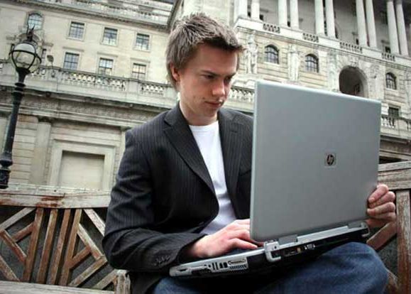 A Facut Istorie In Urma Cu 10 Ani Cum Arata Primul Site De 1 000 000 De Dolari