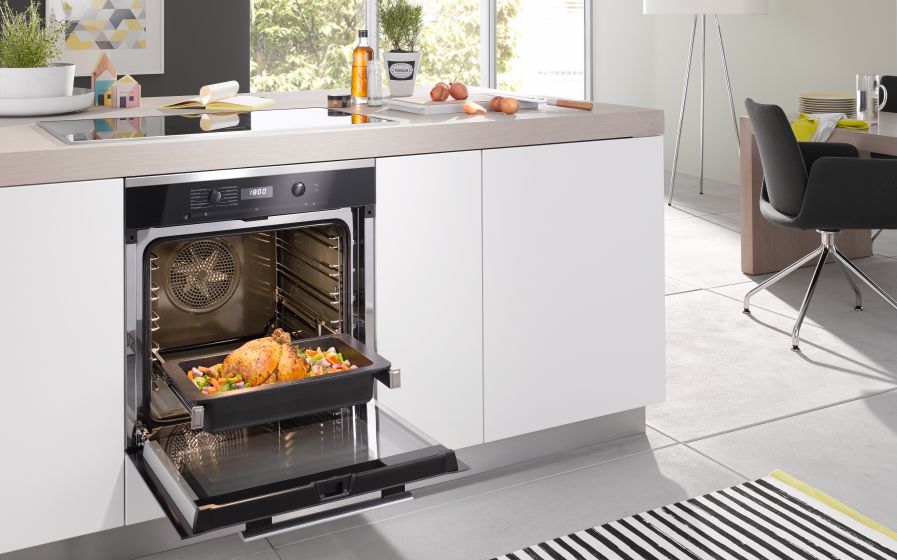 Ifa 2015 Miele Prezinta Prima Masina De Spalat Rufe Care Initiaza Online Comanda De Detergent