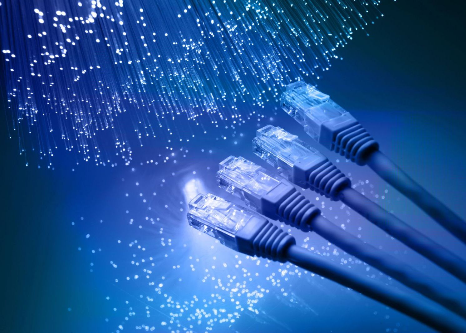 Platesti Prea Mult La Internet Studiul Pe Care Trebuie Sa Il Citeasca Toti Romanii