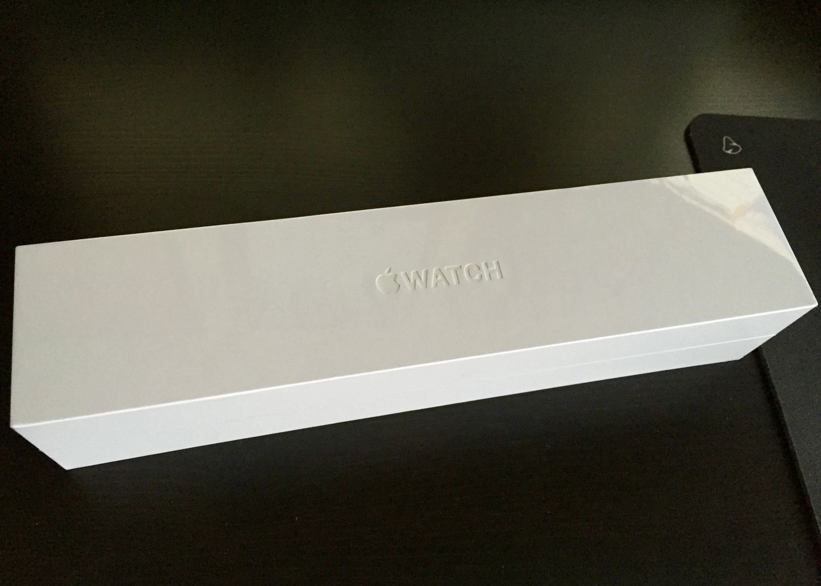 A Crezut Ca A Primit Cadou Un Apple Watch De La Sotie Ce Era In Cutie L A Facut Sa Planga De Fericire