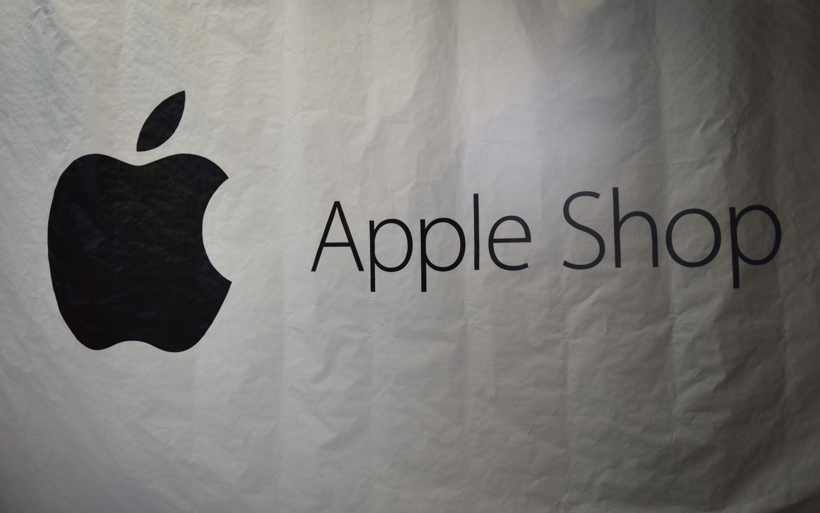 Astazi S A Deschis Primul Apple Shop Din Romania Imagini De La Avanpremiera Si Surprizele Pregatite