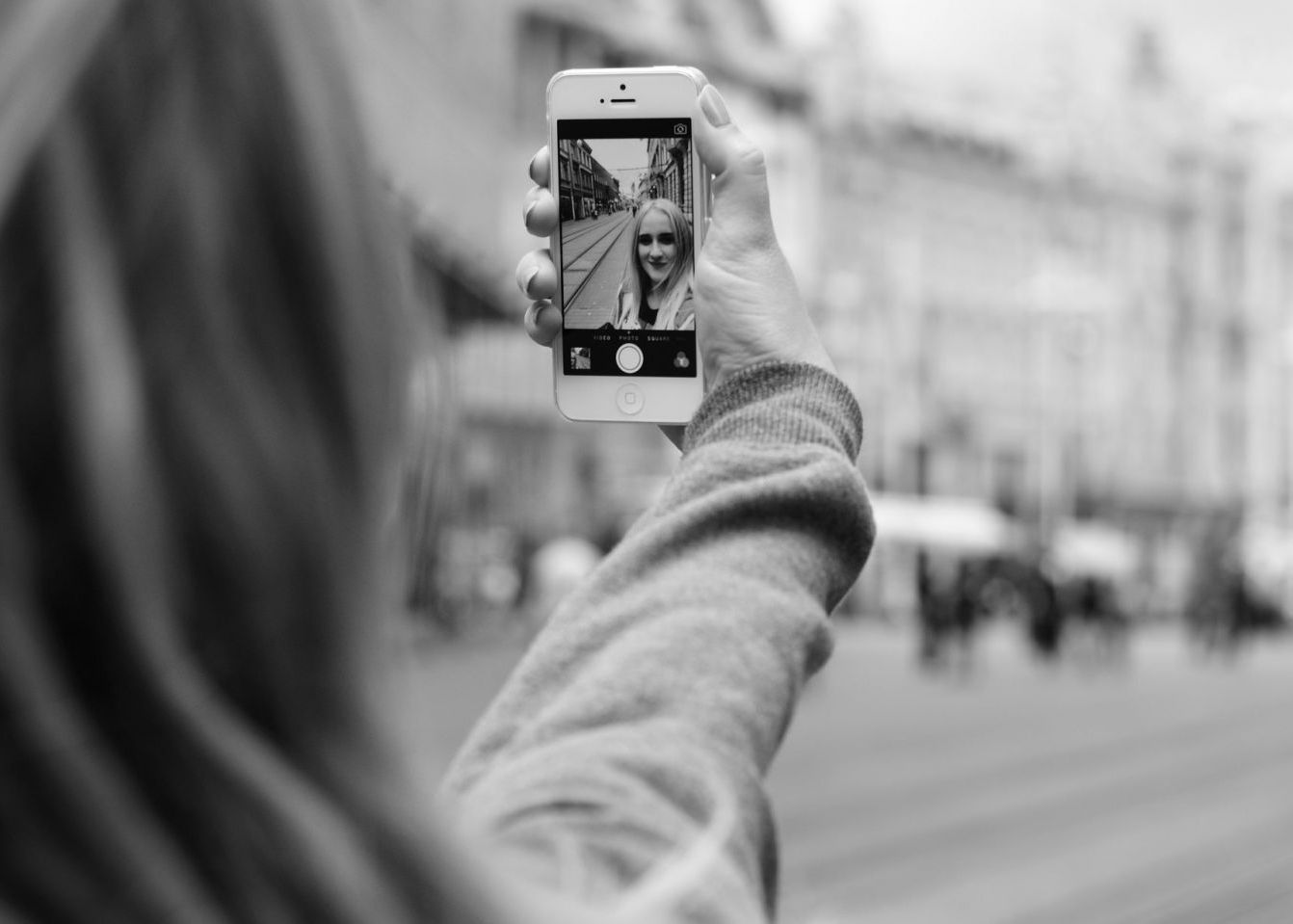 A Vrut Sa Isi Faca Un Selfie Dar A Facut Greseala Vietii Nici Pentru 1 Milion De Like Uri Nu Trebuie Sa