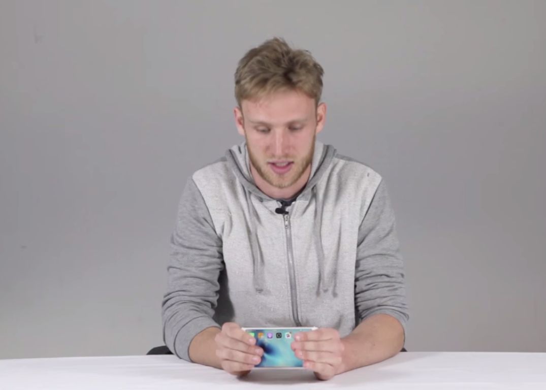 Ce Se Intampla Cand Vrei Sa Indoi Un Iphone 6s Plus