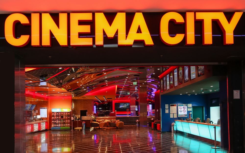 S A Deschis La Deva Primul Cinematograf 3d Din Regiune Si Cel De Al 20 Lea Multiplex Din Tara