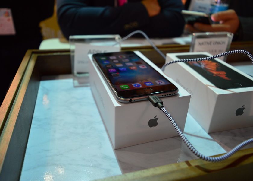 Autonomia bateriei la iPhone 6s variaza cu pana la 2 ore in functie de procesorul folosit Autonomia Bateriei La Iphone 6s Variaza Cu Pana La 2 Ore In Functie De Procesorul Folosit