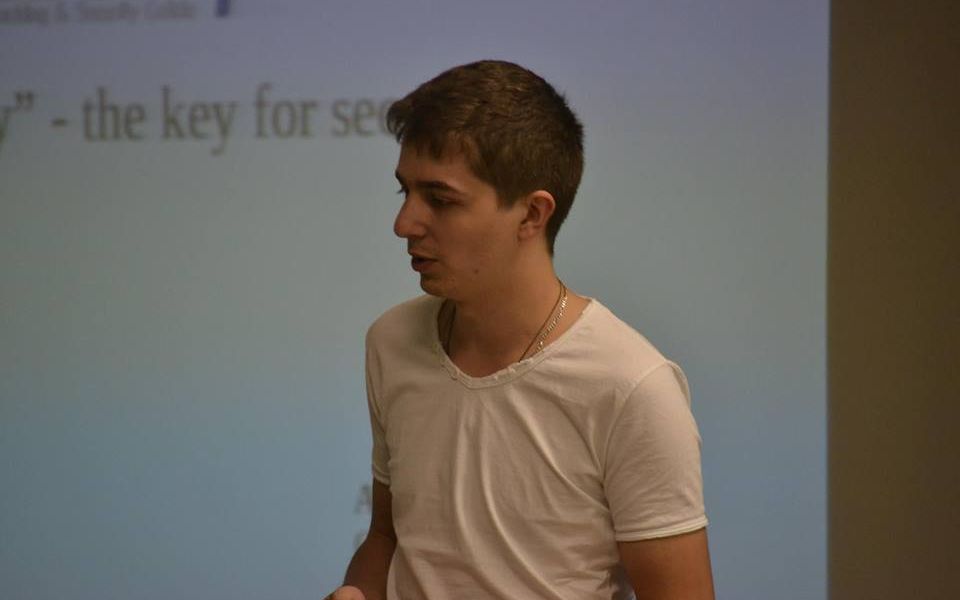 Defcamp Cea Mai Mare Conferinta De Securitate Cibernetica Din Romania Aduce Hackeri Din Toata Lumea