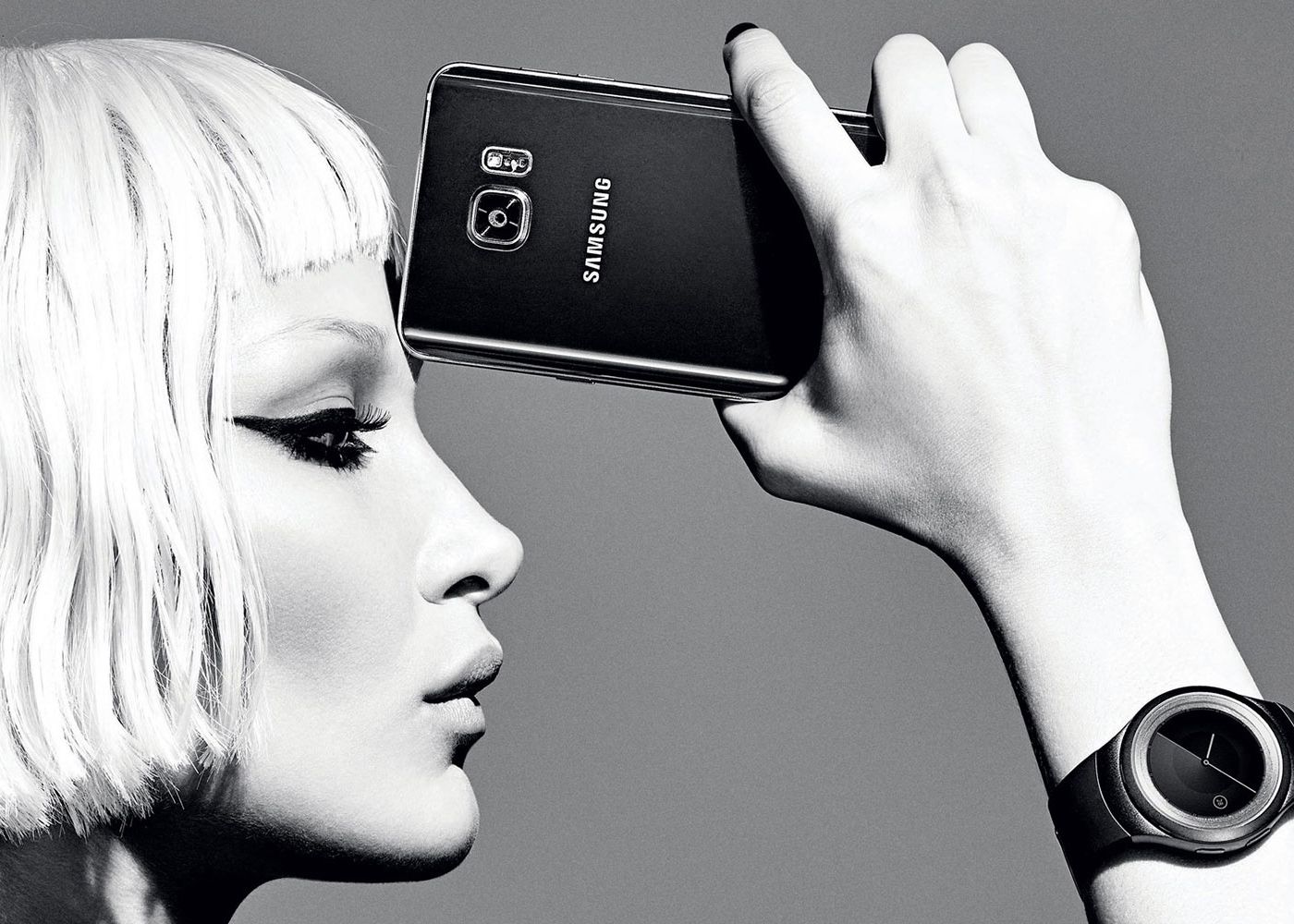 Samsung Are Un Succes Imens Cate Device Uri S Au Vandut In Doar 8 Ore Nu Mai Avem Niciunul