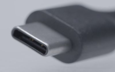 Atentie mare la cablurile USB! Cum poti sa-ti strici gadgeturile fara sa-ti dai seama