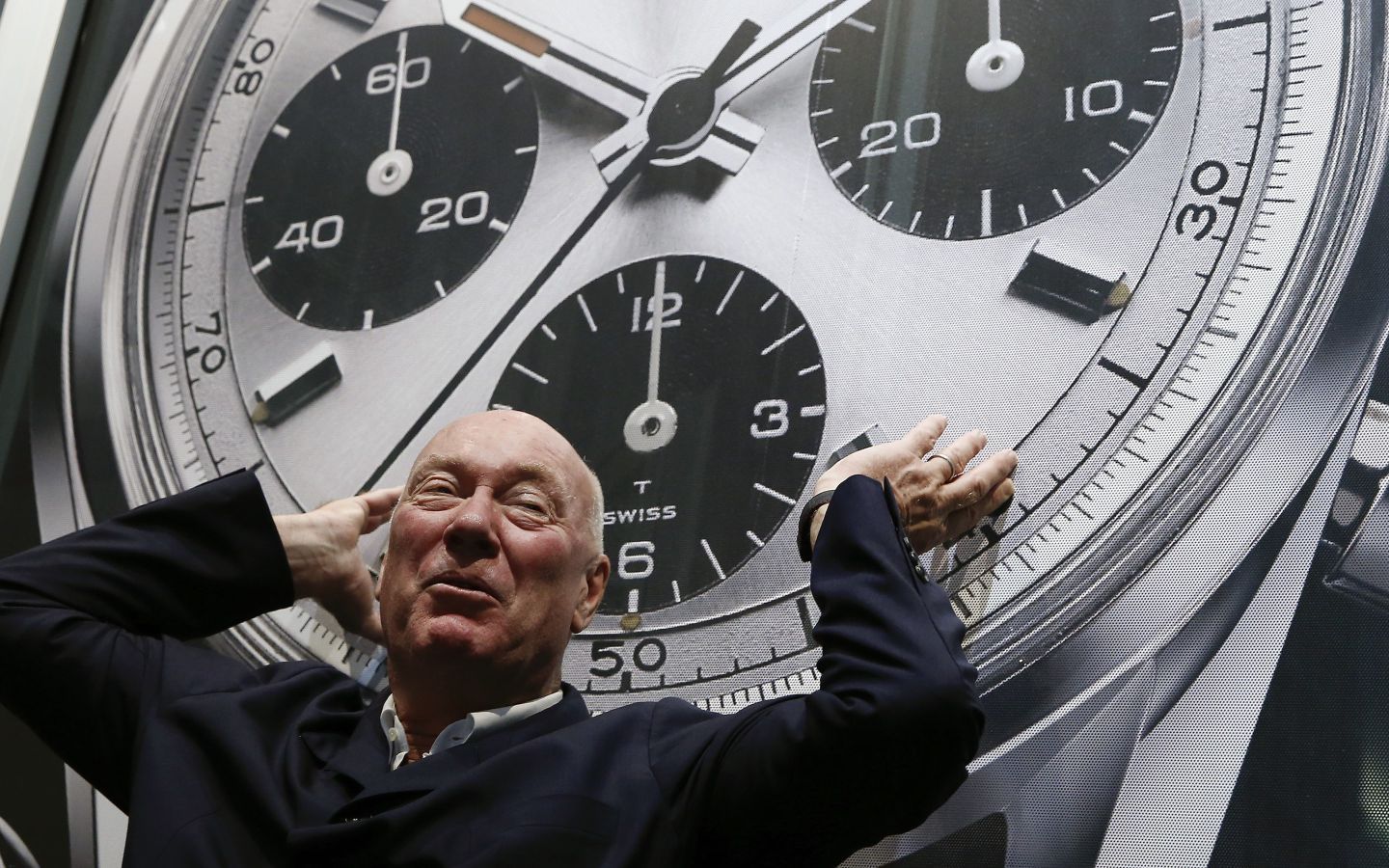 Atac la Apple Watch. Elvetienii lanseaza un smartwatch premium Atac La Apple Watch Elvetienii Lanseaza Un Smartwatch Premium