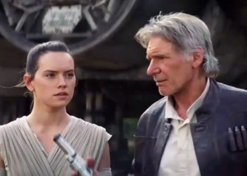 Un nou clip cu Star Wars: Trezirea Fortei a aparut in urma cu putin timp! Momentele pe care le prezinta in premiera Un Nou Clip Cu Star Wars Trezirea Fortei A Aparut In Urma Cu Putin Timp Detaliu Pe Care Il Prezinta In