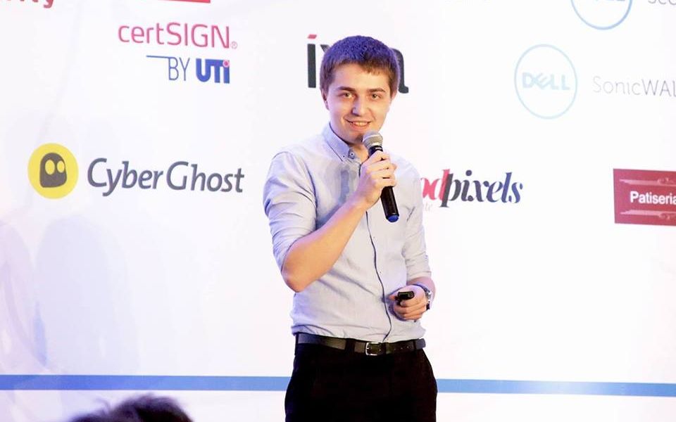 Defcamp 2015 Sute De Hackeri Buni Au Incercat Sa Gaseasca Vulnerabilitati La Gadgeturi