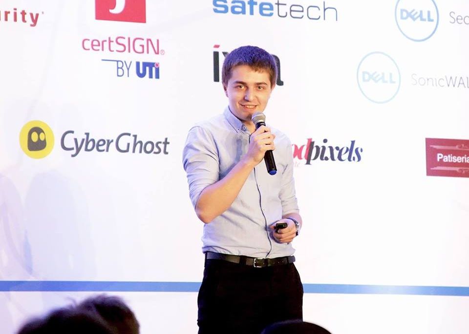 Defcamp 2015 Sute De Hackeri Buni Au Incercat Sa Gaseasca Vulnerabilitati La Gadgeturi