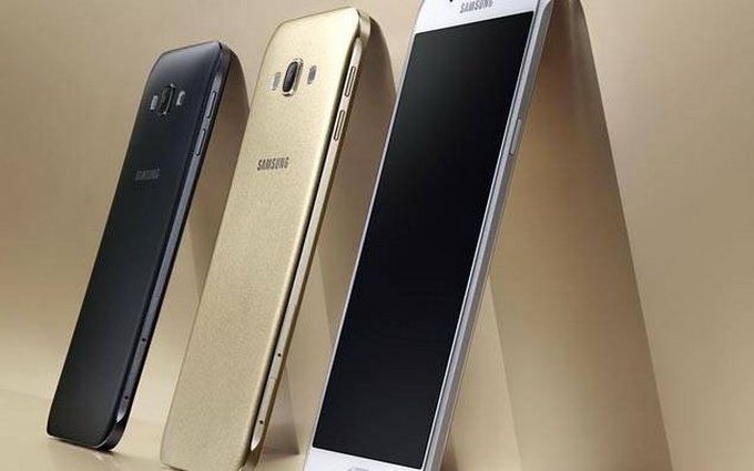 Se Lanseaza Pe 1 Decembrie Ce Telefon Pregatesc Cei De La Samsung