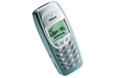 Smartphone-ul tau de 2000 de lei e mai slab decat un telefon banal de acum 10 ani. Iata de ce