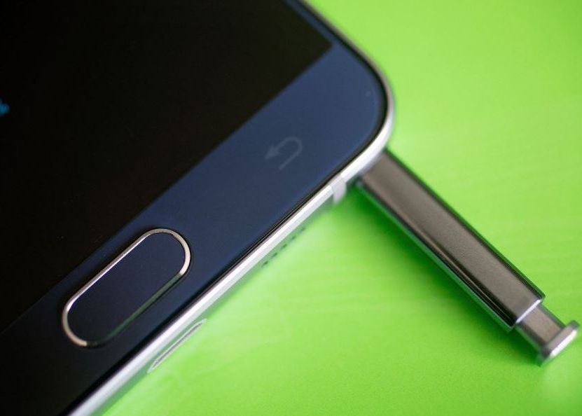 Anuntul Pe Care Il Asteptau Multi Utilizatori Cand Va Fi Lansat Galaxy Note 5 In Europa