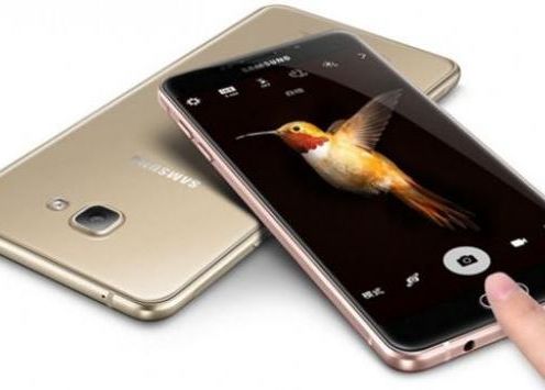 Samsung A Lansat Oficial Un Nou Telefon Cu O Baterie Imensa Si Performante Pe Masura