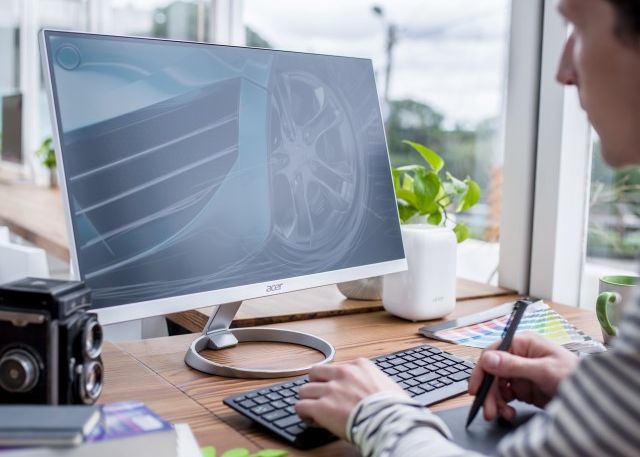 Primele Monitoare Cu Port Usb C Vin De La Acer