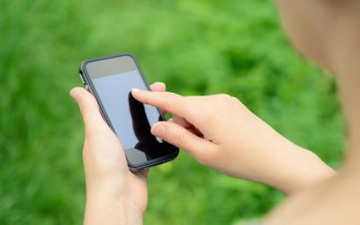 Multi oameni s-au trezit ca sunt sunati de pe propriul numar de telefon! Ce se intampla daca raspunzi