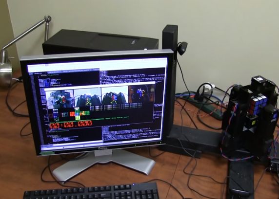 Cel Mai Rapid Robot Care Rezolva Cubul Rubik Cat De Putin Ii Ia Sa Gaseasca Solutia