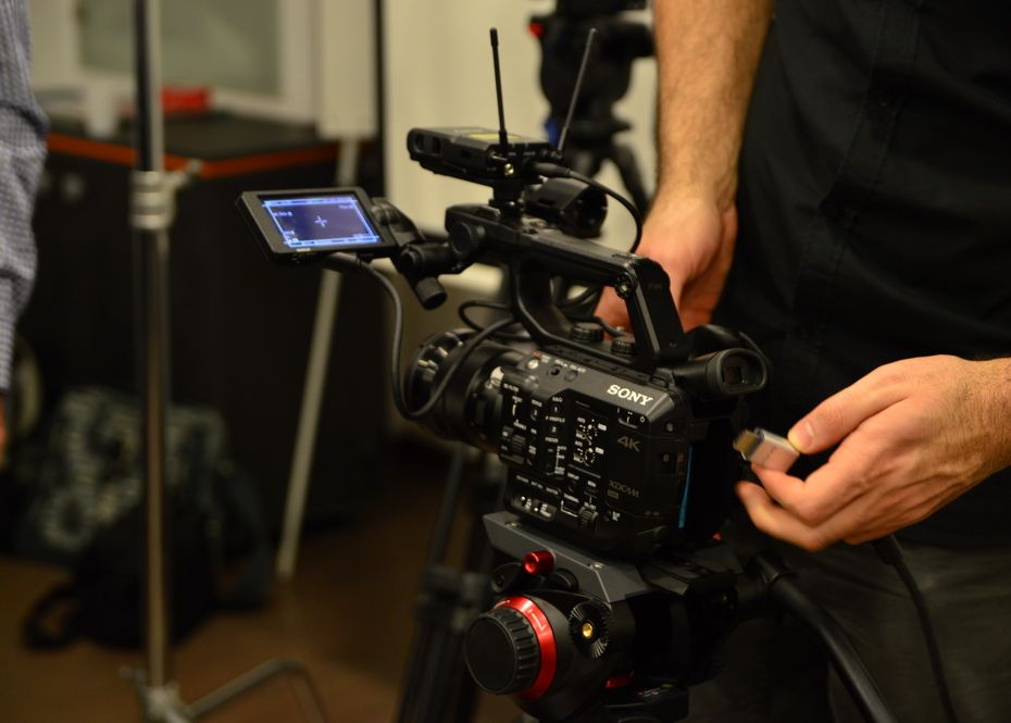 F64 Si Sony Lanseaza In Romania Camera Video Profesionala Pxw Fs5