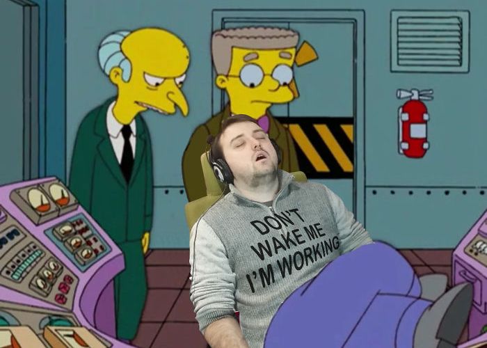 Un Barbat A Adormit La Job In Timpul Programului Colegii I Au Facut Poza Si Au Pus Pe Net Ce A Urmat Este