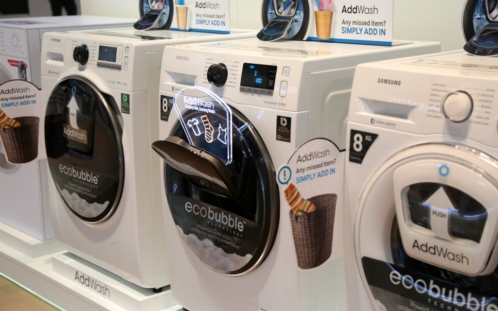 Samsung prezinta produse inovatoare pentru un stil de viata smart la European Forum 2016 Samsung Prezinta Produse Inovatoare Pentru Un Stil De Viata Smart La European Forum 2016