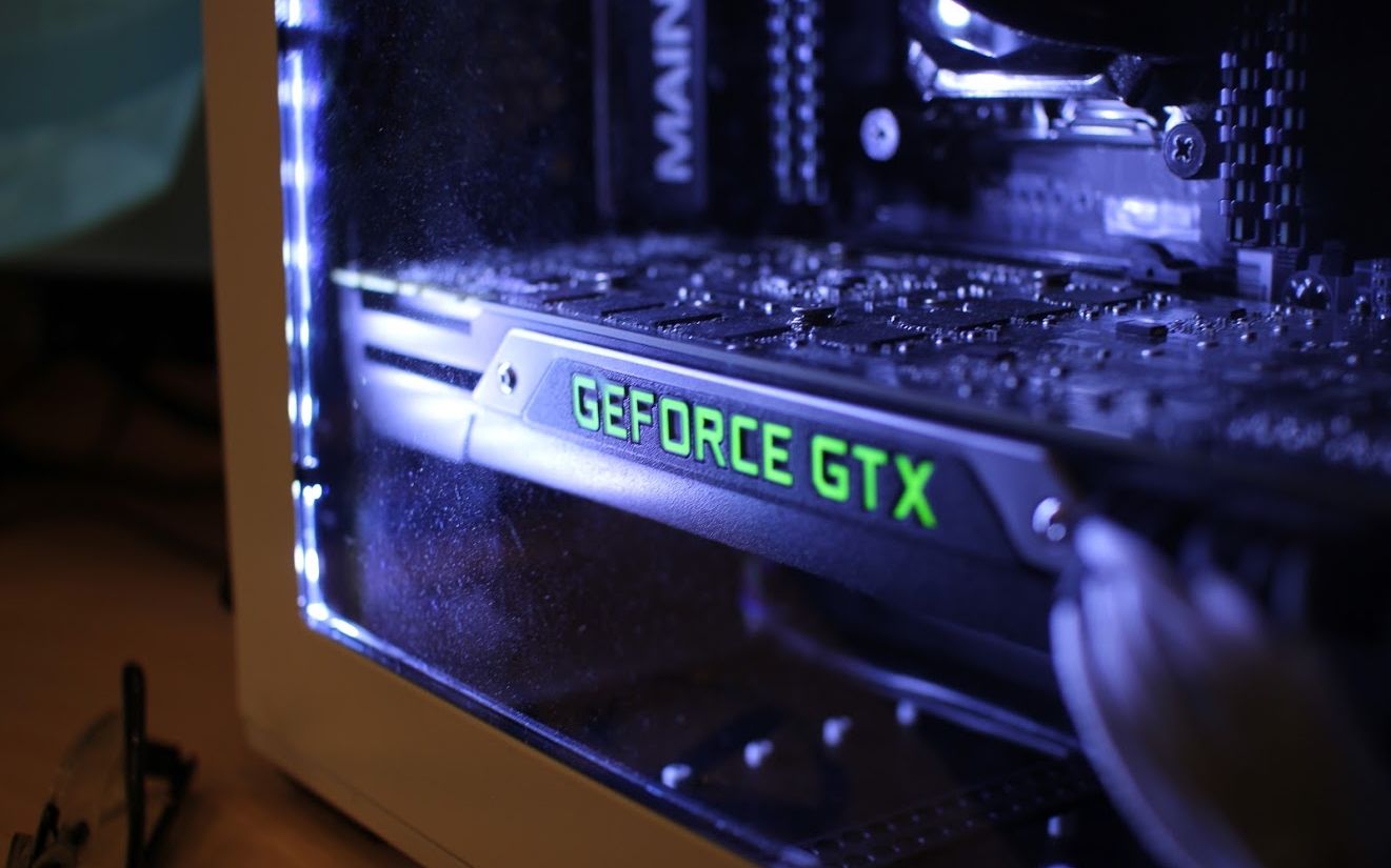 Pc Urile Oculus Ready Cu Geforce Gtx Sunt Disponibile La Precomanda