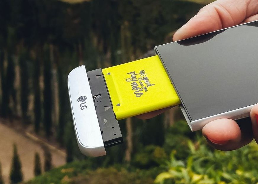 Lg G5 A Fost Anuntat Oficial Primul Telefon De Top Cu Design Modular Si Dual Camera Cat Costa