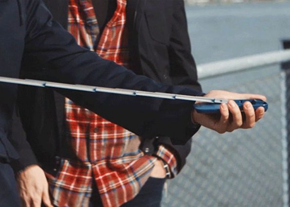 Un barbat si-a facut un selfie fatal alaturi de iubita! Cum a murit in timp ce isi facea poza Un Barbat Si A Facut Un Selfie Fatal Alaturi De Iubita Cum A Murit In Timp Ce Isi Facea Poza