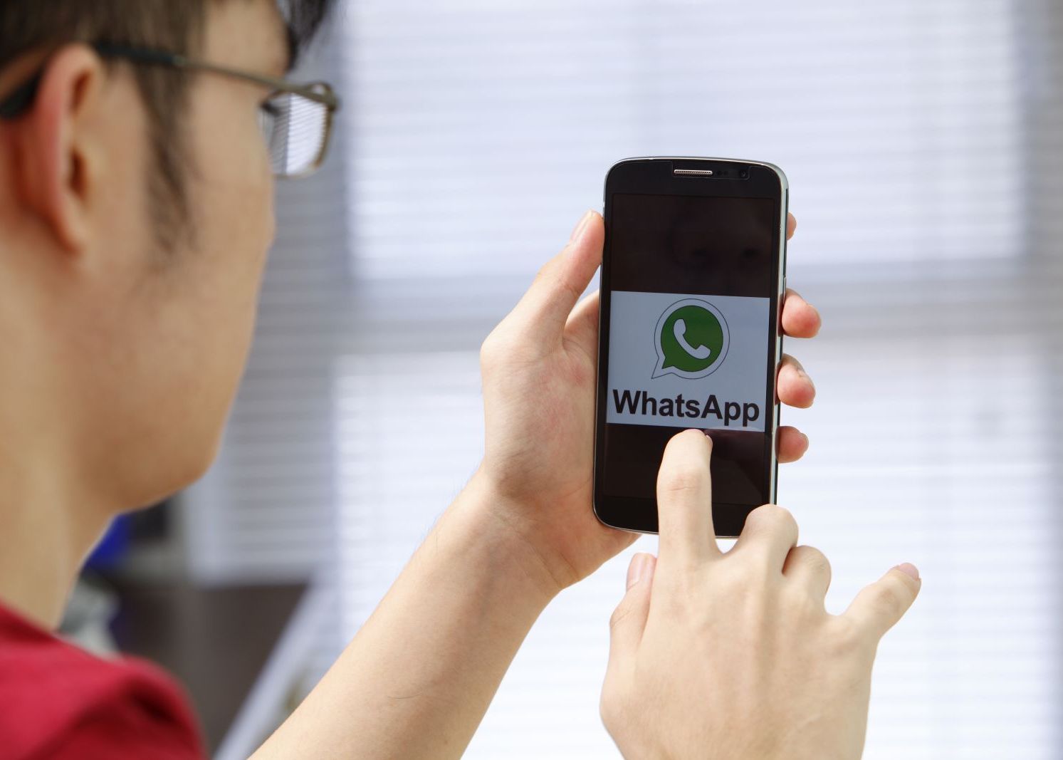 Mesajul Pe Care Nu Trebuie Sa L Deschizi Pe Whatsapp Ce Se Intampla Daca Intri Pe El