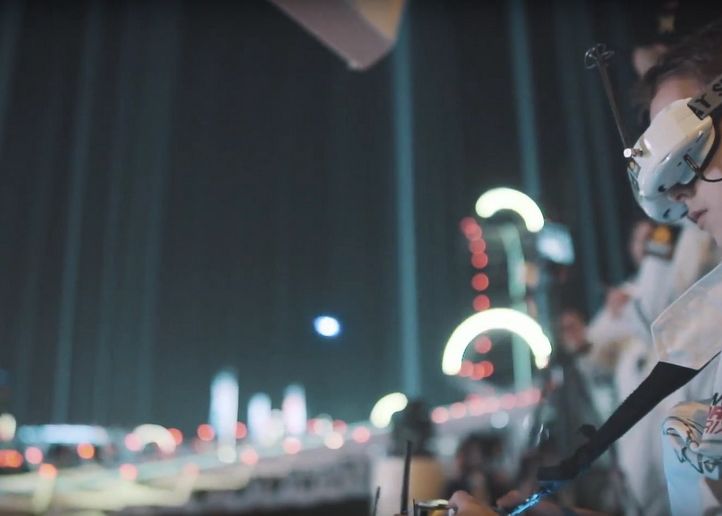 Un Baiat De 15 Ani A Castigat 250 000 De Dolari La Prima Cursa De Drone Din Istorie 1